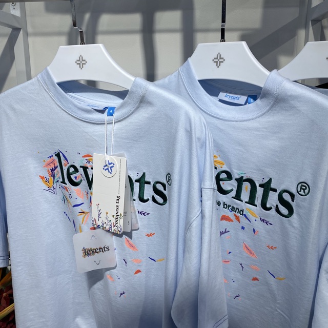 [Mã SKAMFSW175 giảm 10K đơn 50K] Áo thun LEVENTS FLORAL TEE - White/Blue/Black (MẪU CHÁY NHẤT CỦA SHOP )