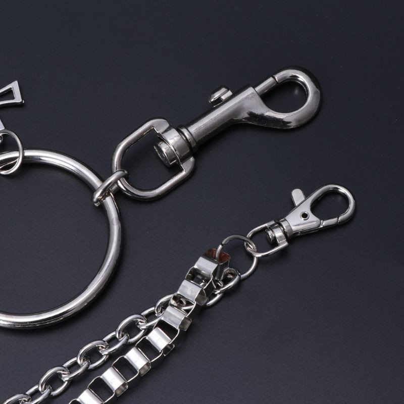 Dây xích dài gắn ví phong cách Punk