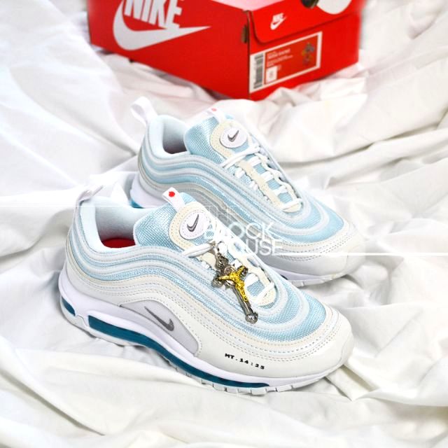 am 97 walk on water