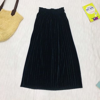 Chân váy nhung, chân váy xếp ly, dáng midi màu đen 2hand eo 60-70