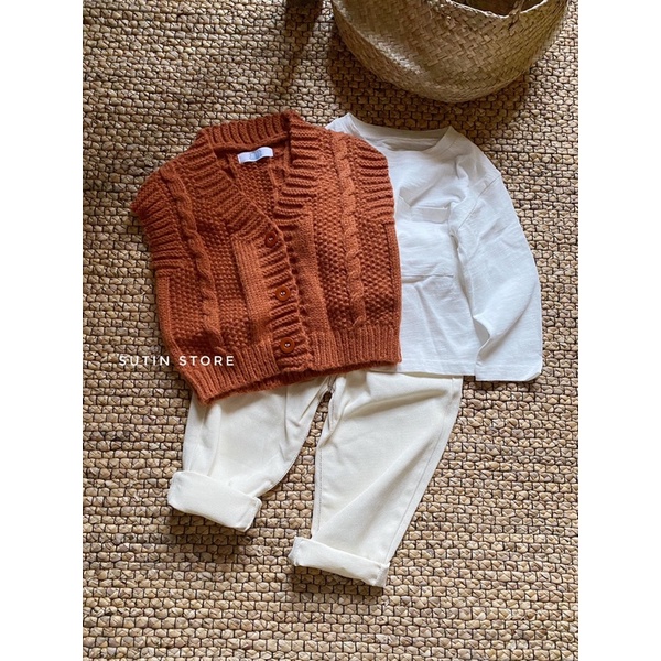 Áo gile len cho bé