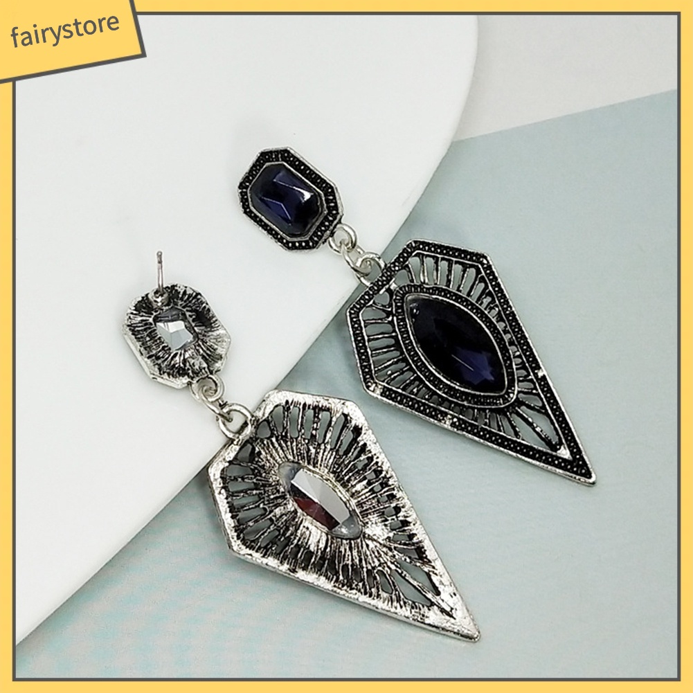 Đôi hoa tai dáng dài thiết kế hình học đính đá cổ điển