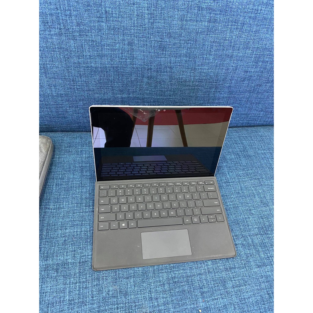 Laptop Surface Pro 4