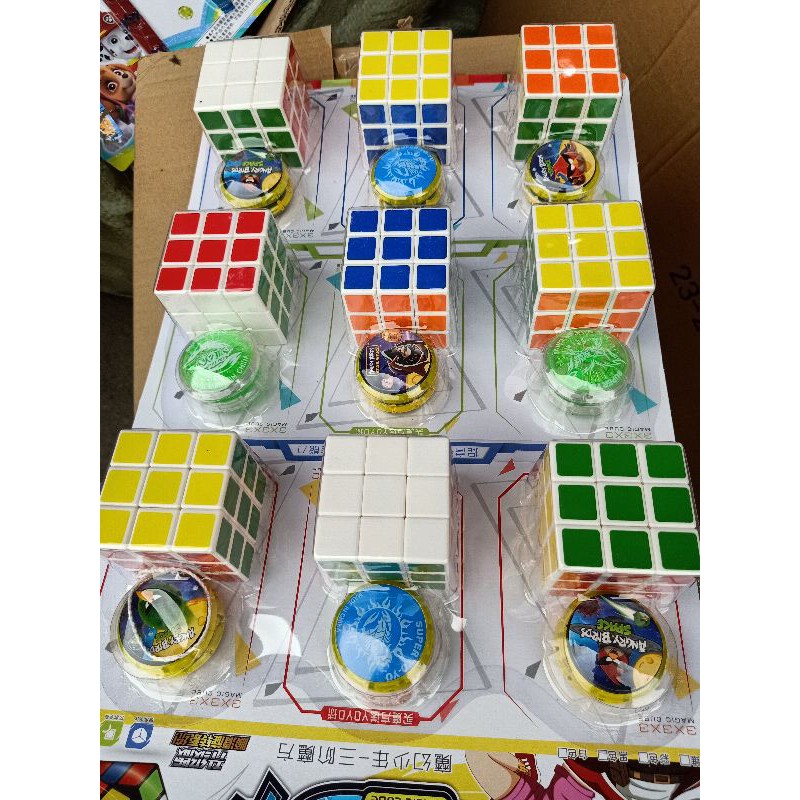 sỉ 9 chiếc RUBIK tặng kèm 9 chiếc yoyo