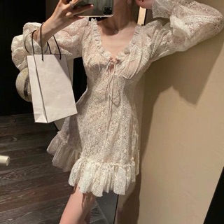 Váy ren tay bồng retro chéo lưng