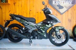 Tem exciter camo xanh lá