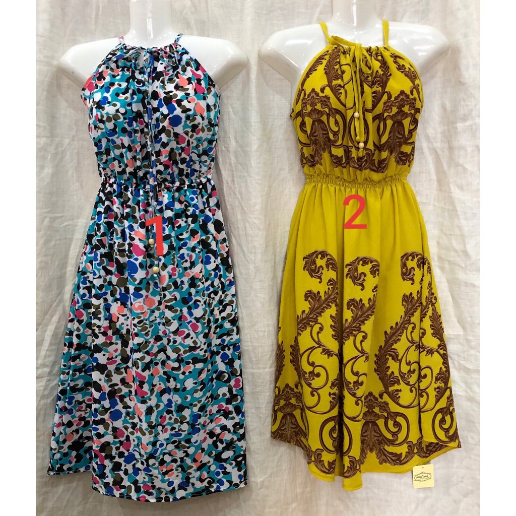 Đầm xốp cổ yếm ngắn | BigBuy360 - bigbuy360.vn