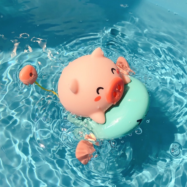 Lợn con chèo thuyền phun nước, đồ chơi nhà tắm