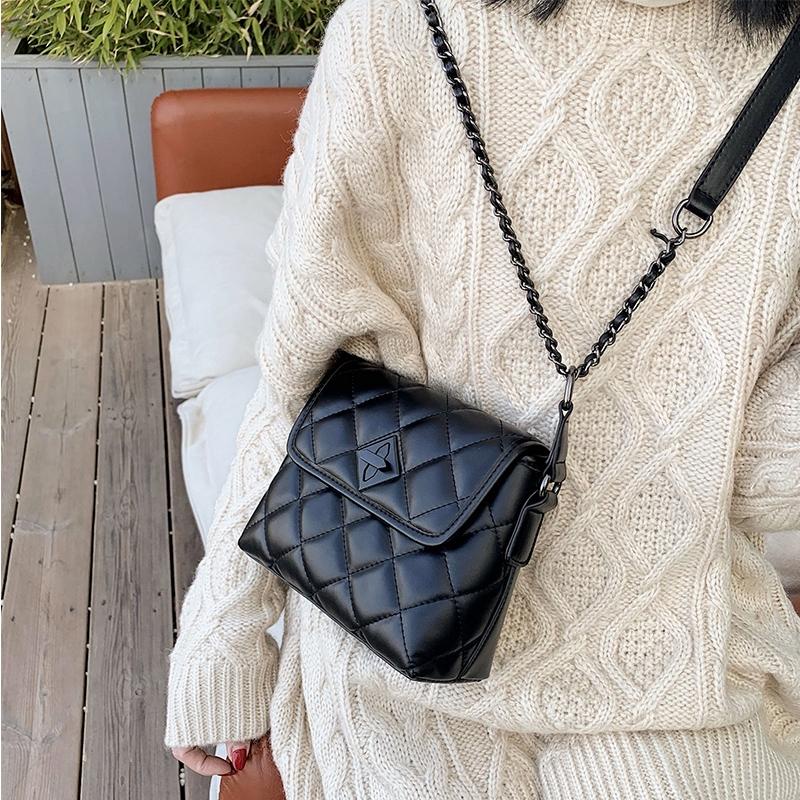 Túi Xách Nữ Đeo Chéo Da Trơn Đi Chơi Đi Làm Phong Cách Cá Tính - TDC051