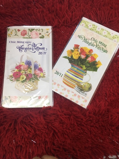 Bưu thiếp chúc mừng