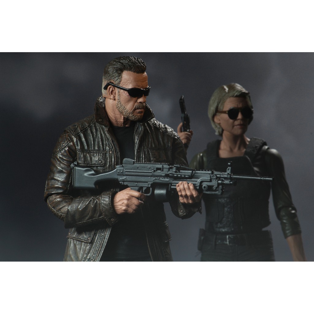 Mô hình Neca Terminator Dark Fate T-800, Sarah Connor