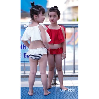 Sét đồ bơi cho bé gái ngày nắng nóng