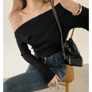 Áo Len Trễ Vai Vạt Chéo