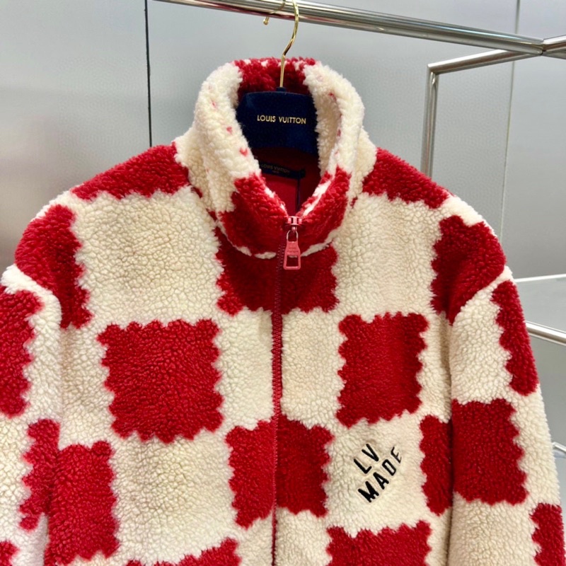 Áo khoác lông cho nữ thương hiệu Louis Vuitton LV cao cấp họa tiết caro đỏ be