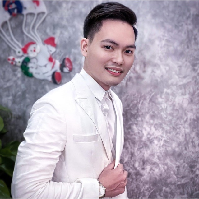 Hoàng Tài_mĩ phẫm,phụ liệu tóc