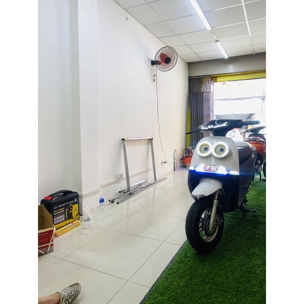 Đèn minion trang trí cho xe máy và xe máy điện !