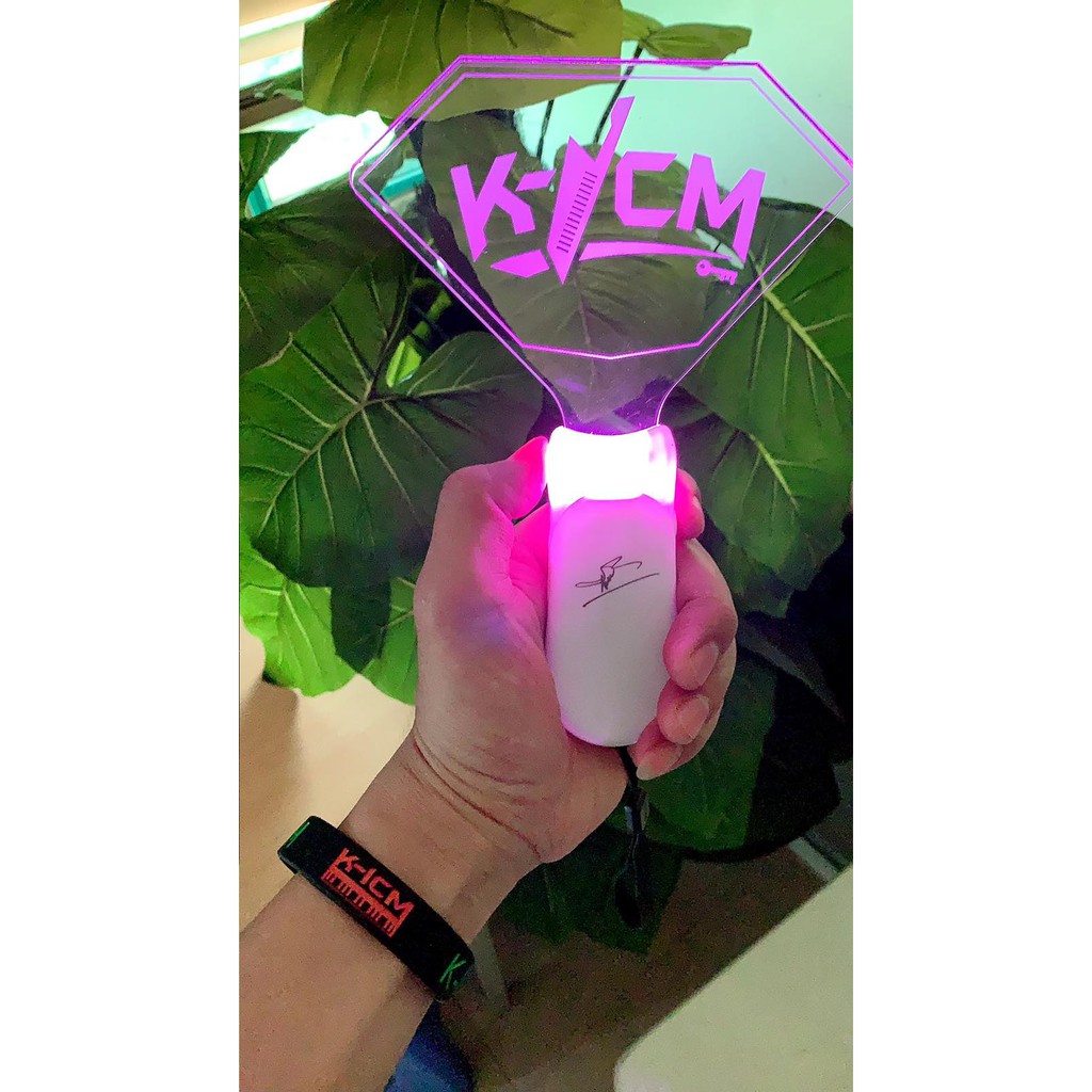 Lightstick K- ICM mẫu mới có chữ ký in tại cán