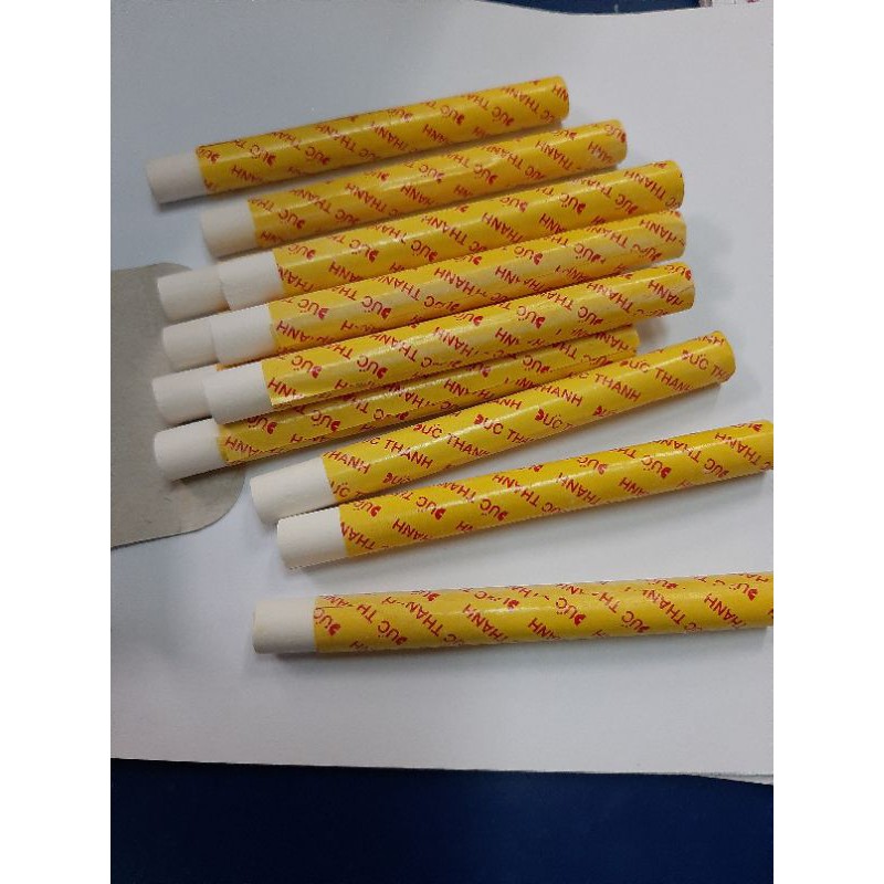 Hộp 12 viên phấn viết nét thanh nét đậm đức thanh cao cấp