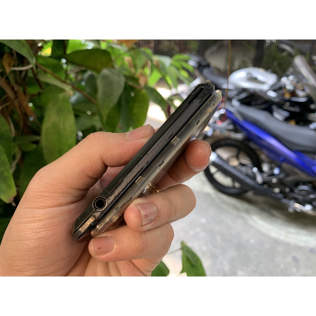 Điện thoại Motorola EX211