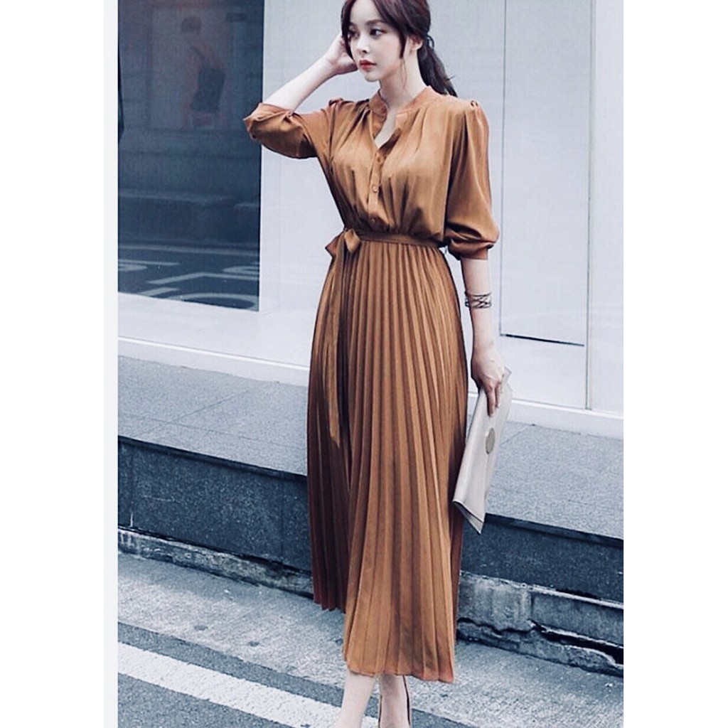 Đầm Xòe Phối Dập Ly Cổ Trụ Ms273