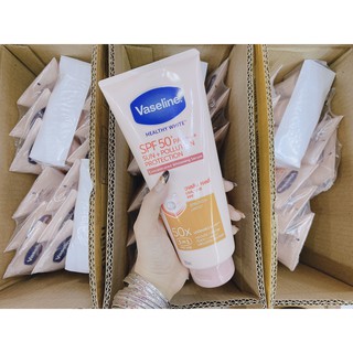 Sữa Dưỡng Thể Vaseline Perfect Serum 50X Tuýp 320ml