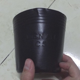 10 chậu nhựa c5