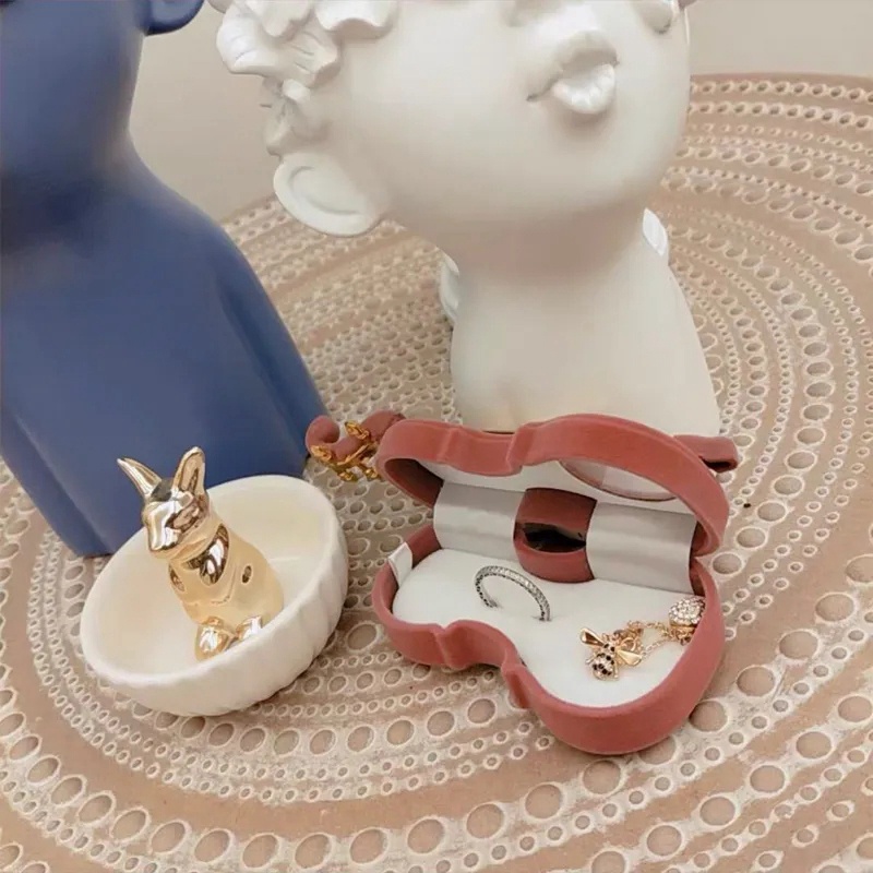 Hộp Đựng Nhẫn Hình Đàn Violin Dễ Thương