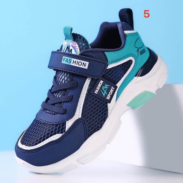 Giầy thể thao cho bé