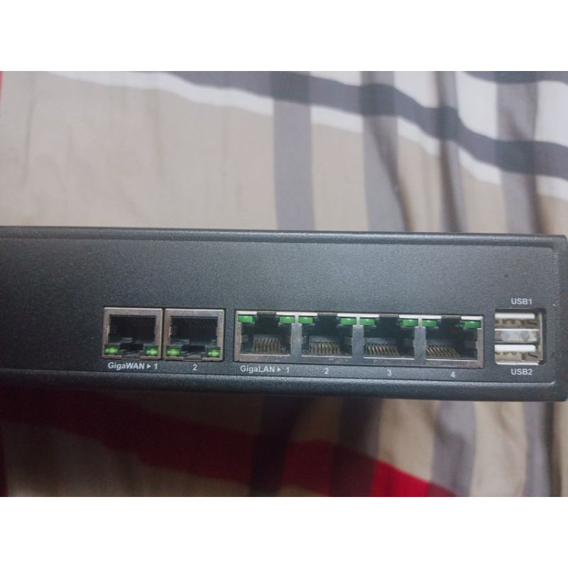 Combo vigor 2960 + unifi ac pro