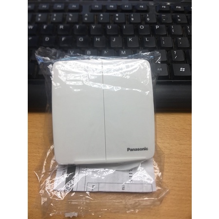 Bộ Công Tắc 1 chiều minerva Panasonic cao cấp màu trắng mịn - CHuẩn chính hãng