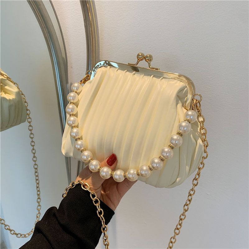 Túi Đeo Chéo Xếp Ly Đính Ngọc Trai Thời Trang Dành Cho Nữ