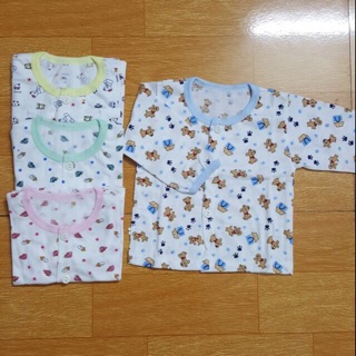 Áo Sơ Sinh Cúc Giữa