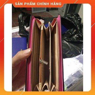 Ví dài cầm tay.
