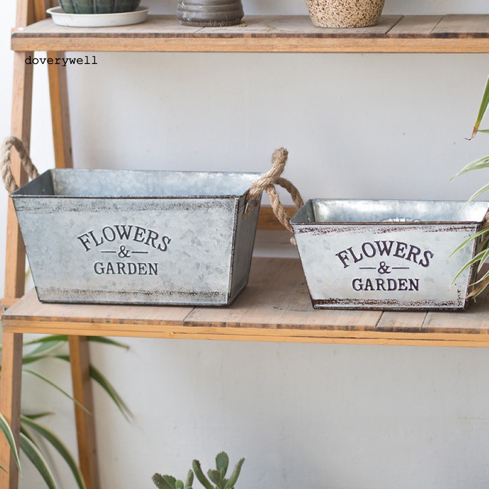 Thùng trồng cây hoa bằng tấm sắt Vintage