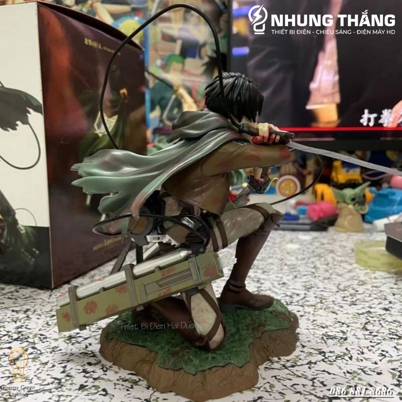 Mô Hình Nhân Vật Levi Ackerman - Trong Phim Attack On Titan - Cao 18cm - Trang Trí Bàn Làm Việc