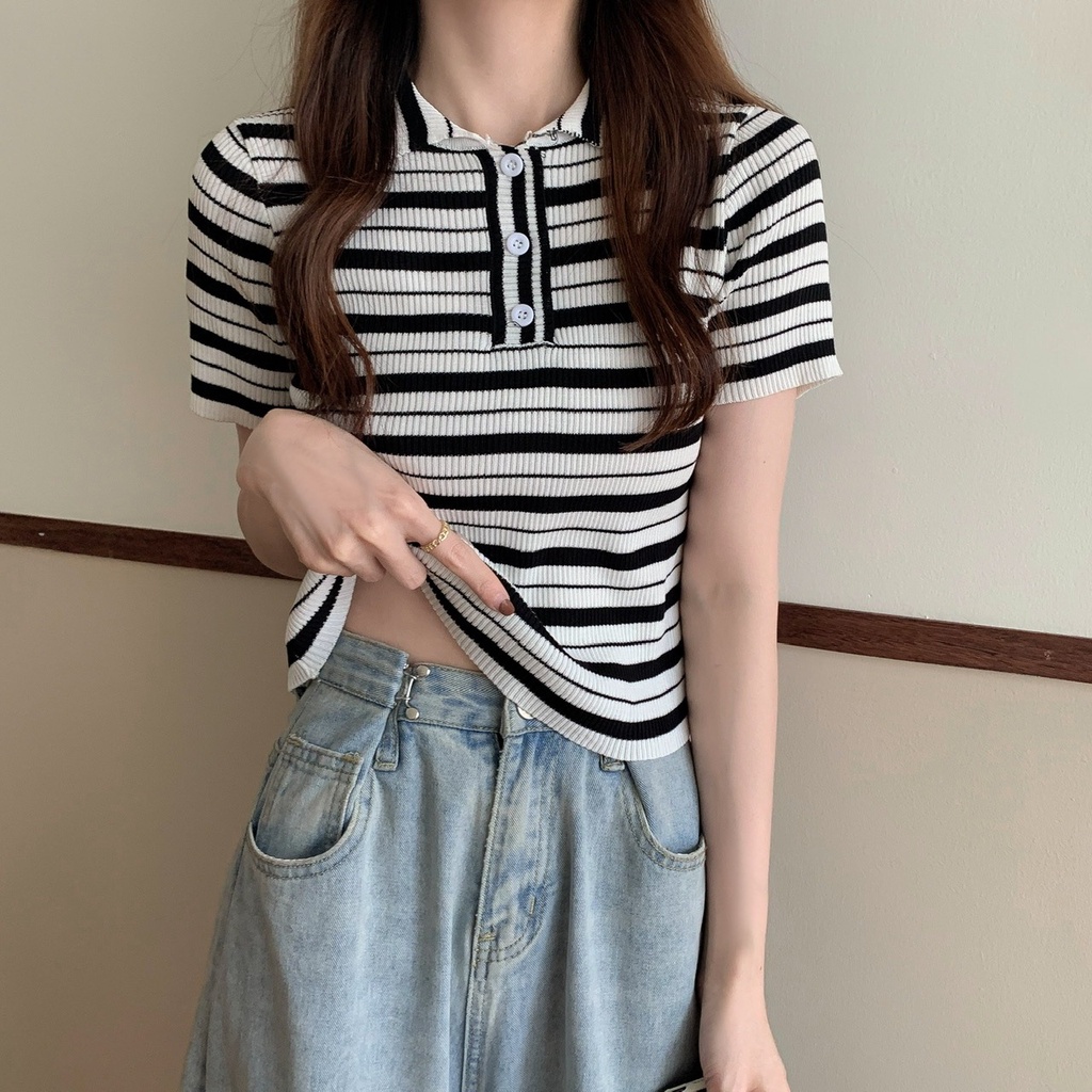 【ZHELIHANGFEI】 / Áo Sweater polo Ngắn Tay Vải Lụa Lạnh Mỏng Kẻ Sọc Có Cổ Thời Trang Mùa Hè Mới Cho Nữ