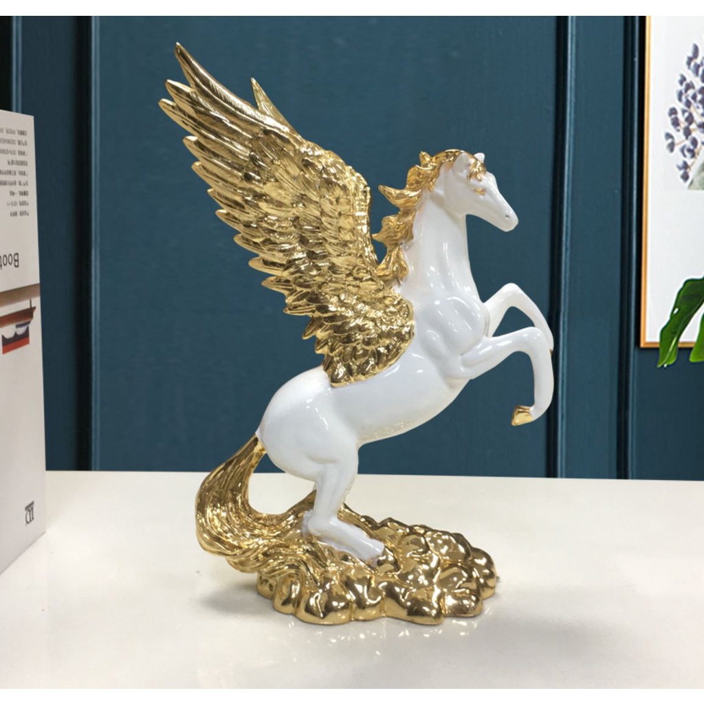 Quà tặng tân gia . Quà tặng sếp. tượng phong thủy khảm vàng công nghiệp . tượng ngựa phong thủy.