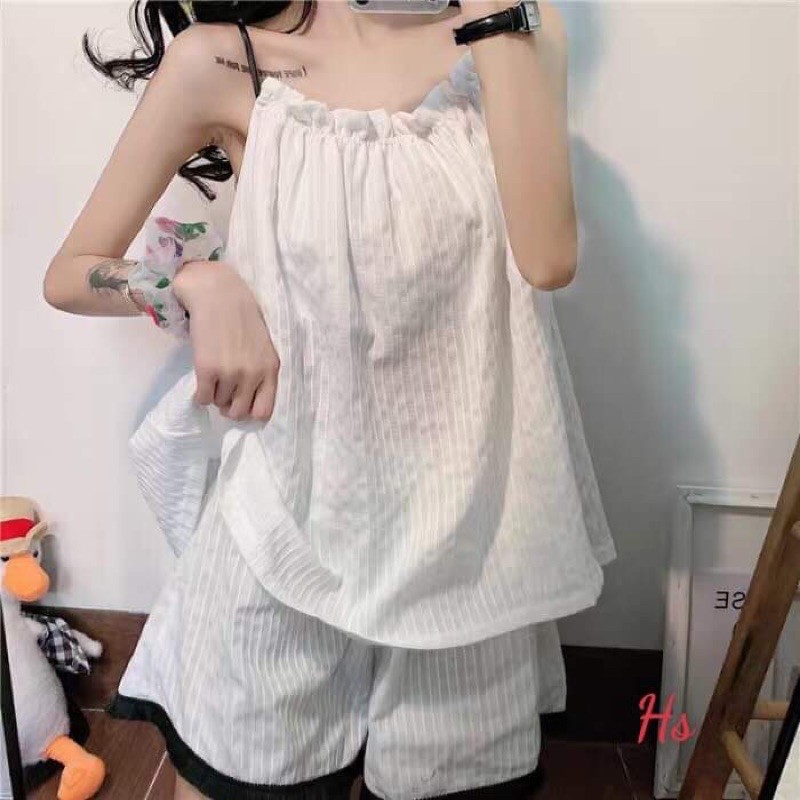 Bộ đũi áo 2 dây quần đùi viền HS63