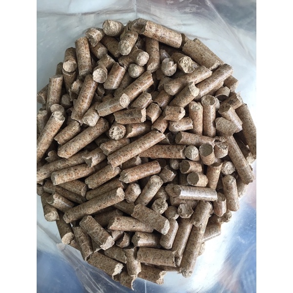 1 kg gỗ thông lót chuồng thú cưng