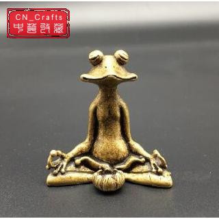 Tượng ếch mini bằng đồng thau trang trí nhà cửa