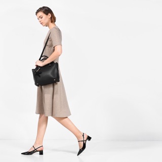 Charles and Keith dáng office