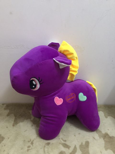 Ngựa pony huggies