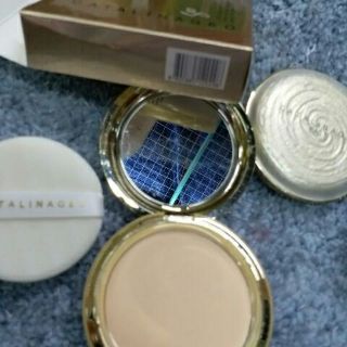 Phấn Phủ Geo Vàng Siêu Mịn và vàng