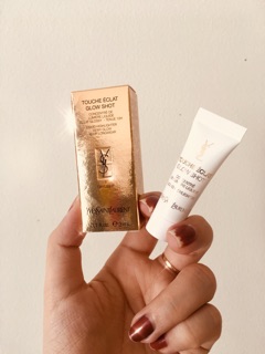 Bắt sáng da tạo khối Highlight YSL mini