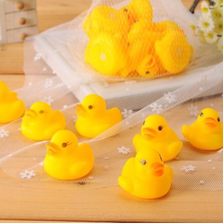 ĐỒ CHƠI CON VỊT THẢ BỒN TẮM CHO BÉ