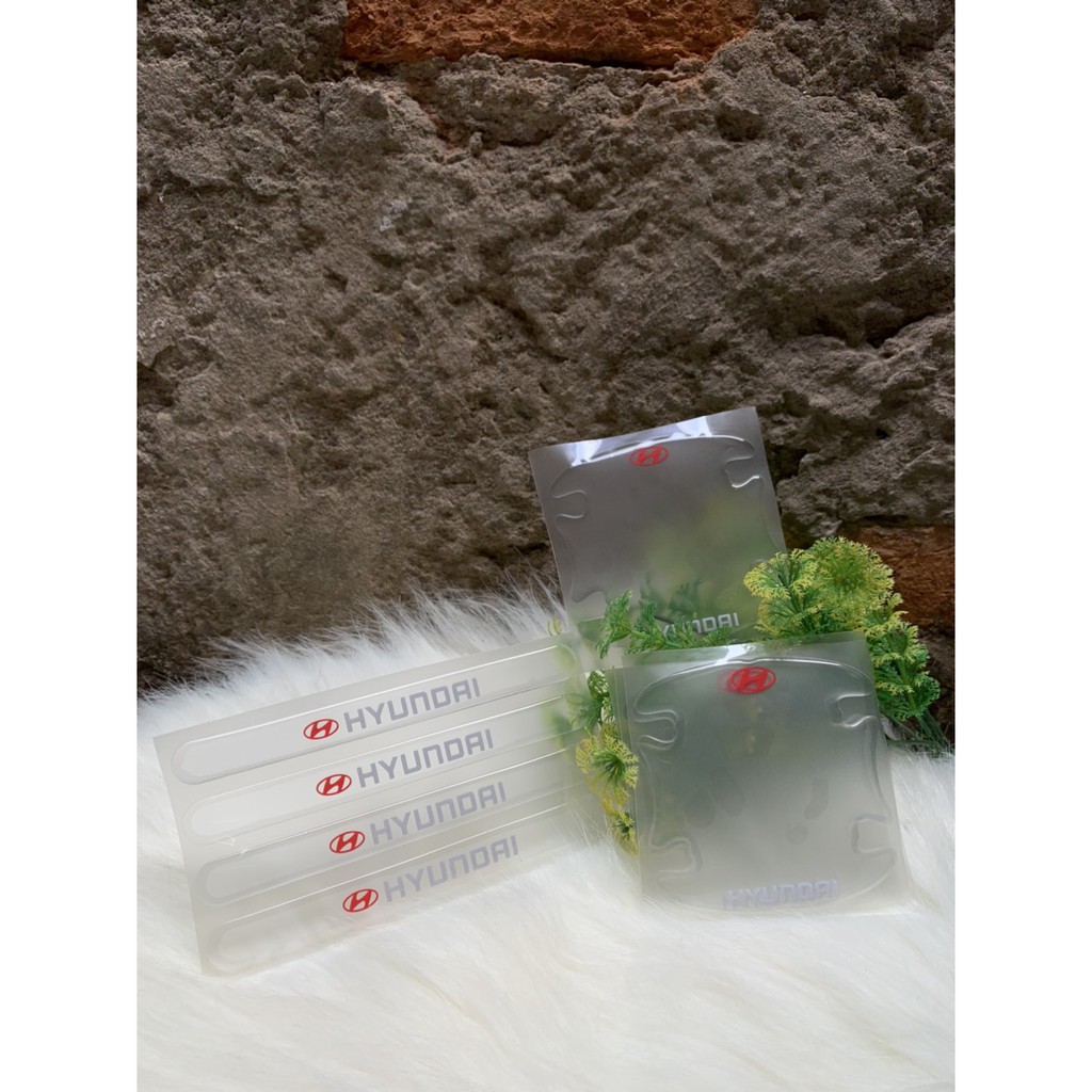 Bộ 8 Miếng dán Silicon chống xước hõm tay nắm cửa Ô tô | BigBuy360 - bigbuy360.vn