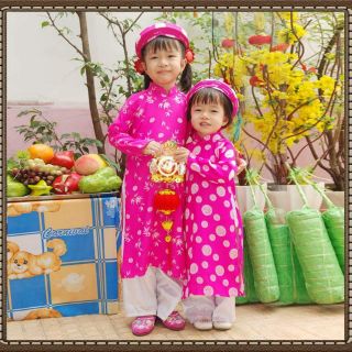 Áo dài gấm Thái Tuấn bé gái hồng