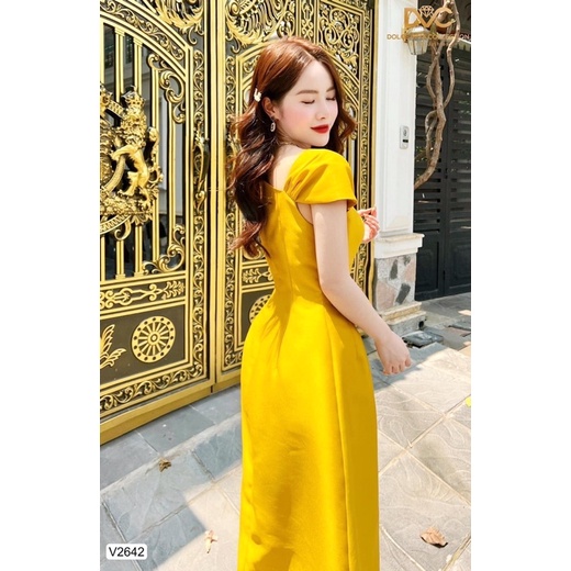 V2642 váy xoè dự tiệc màu vàng
