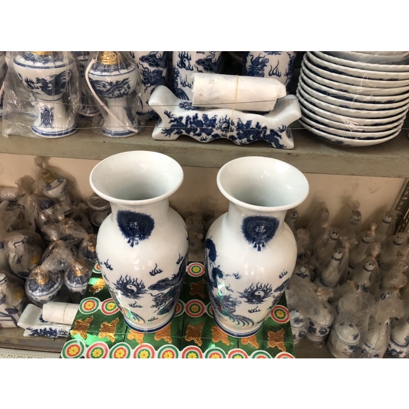 Lọ Hoa Lục Bình Thờ Men Lam Vẽ Rồng Bát Tràng