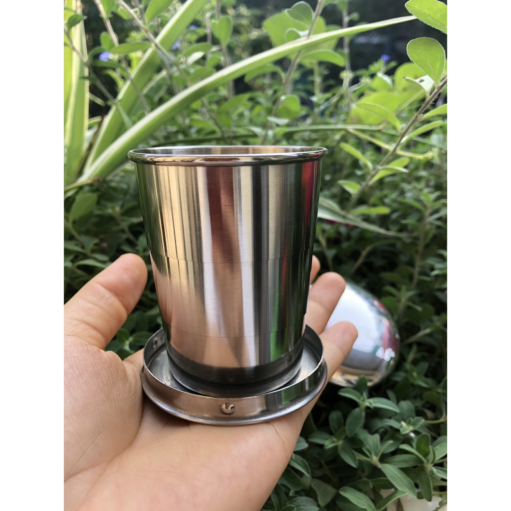 Cốc inox gấp gọn 304 có 2 size 140ml và 250ml tiện lợi dễ sử dụng, cốc xếp có sẵn ở HÀ Nội